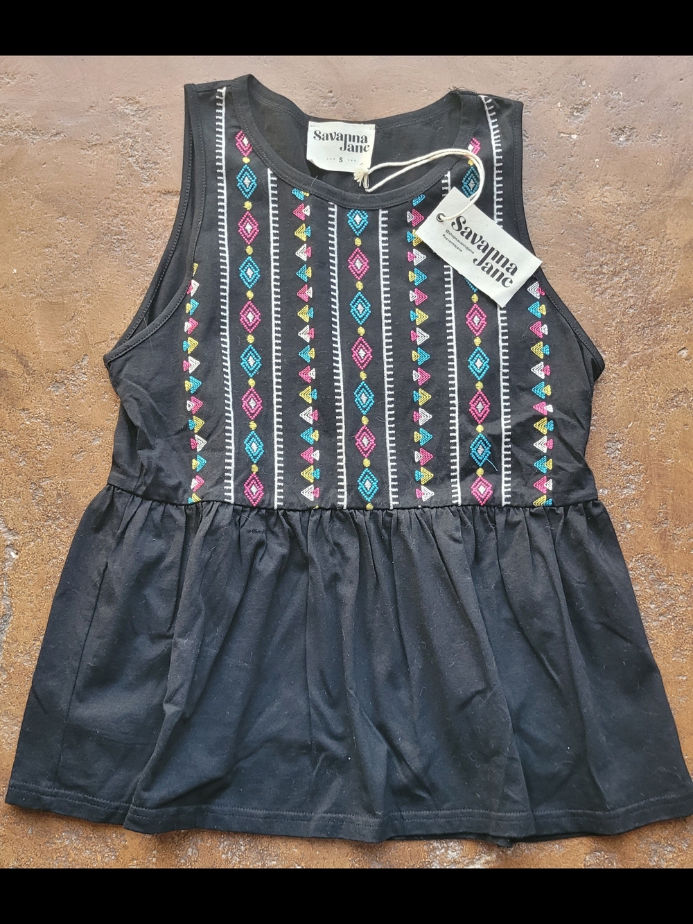 NWT Savanna Jane Black Embroidered Peplum Sleeveless Top Size Small